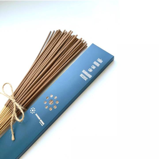 Nhang Trầm Hương Dương Minh 50 cây x 30cm
